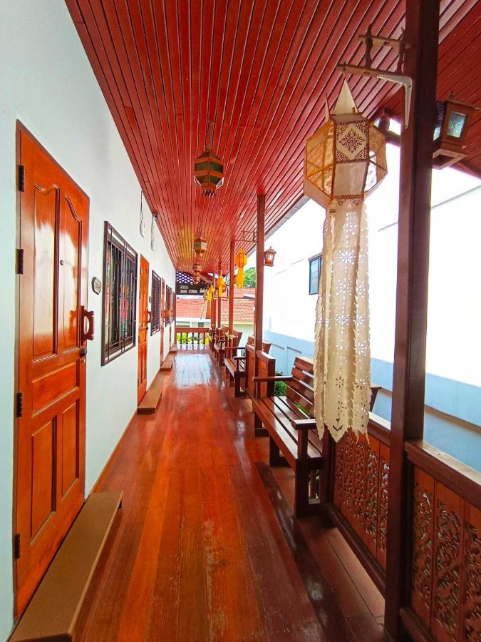 Aphilapa Residence Chiang Mai Extérieur photo