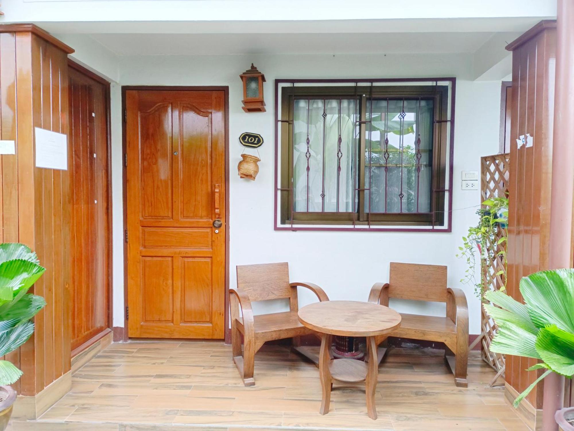Aphilapa Residence Chiang Mai Extérieur photo